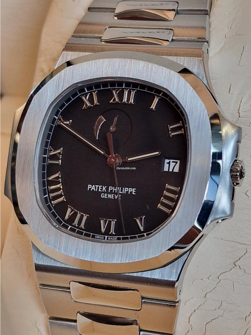 Patek Philippe Nautilus Never Polished