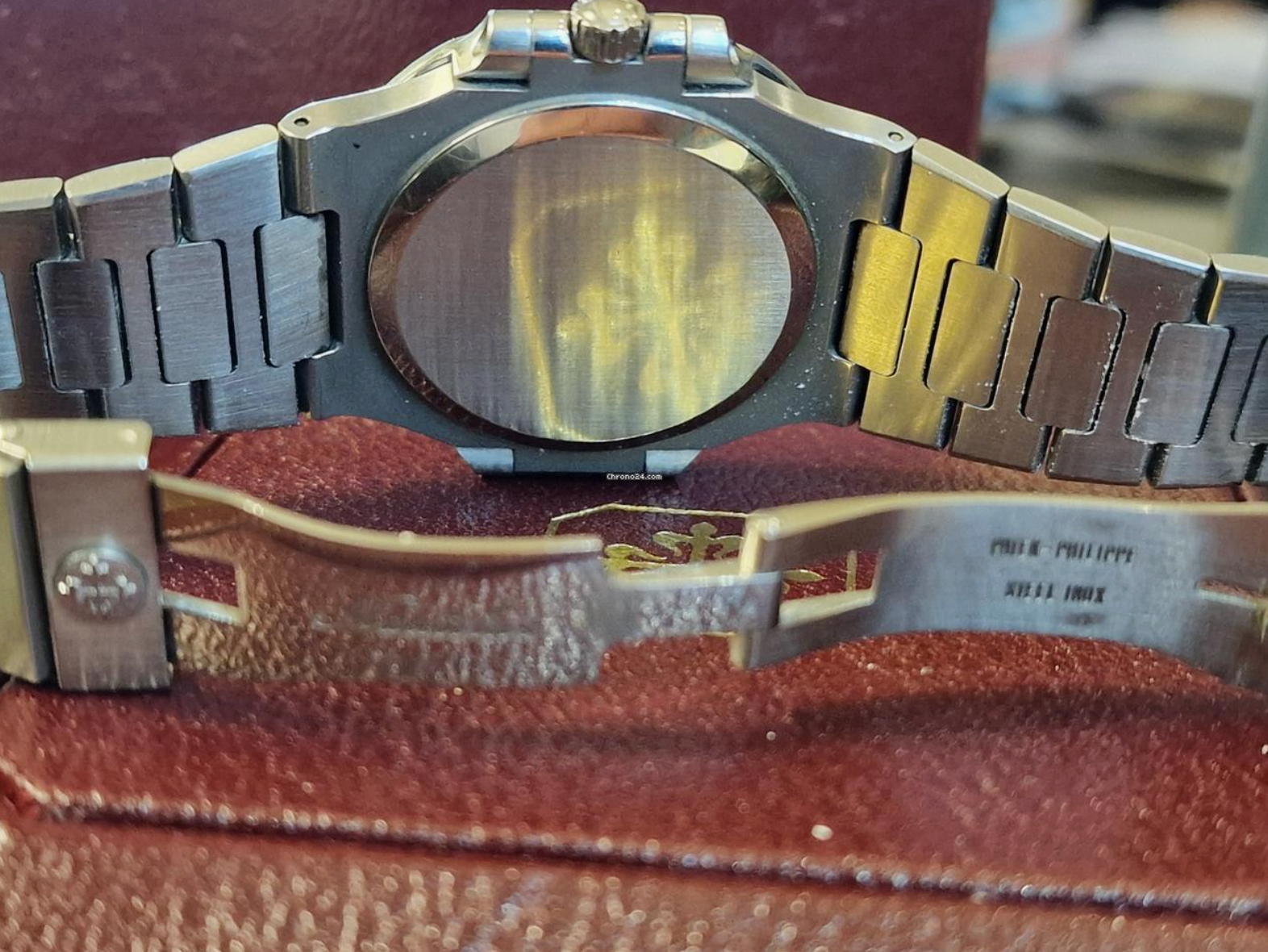Patek Philippe Nautilus Never Polished